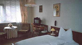 Hotel Schlossberg Heppenheim  Bagian luar foto